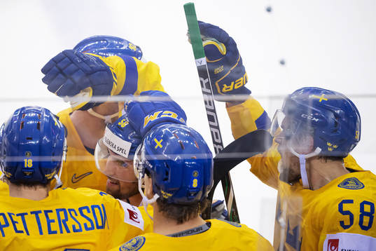 Erik Gustafsson of Sweden celebrates