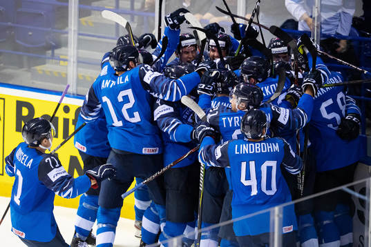 Players of Finland celebrates