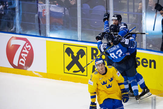 Harri Pesonen, Sakari Manninen, Harri Pesonenand Jani