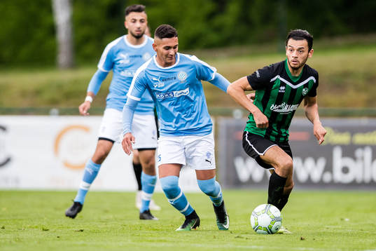 Råås Mohammad Kaawach och Högaborgs Stanley Batres Prado