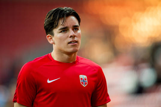 Hugo Vegard Vetlesen of Norway warms up