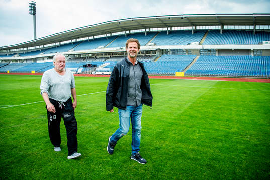 De tidigare fotbollsspelarna Jan-Olov Kindvall och Robert