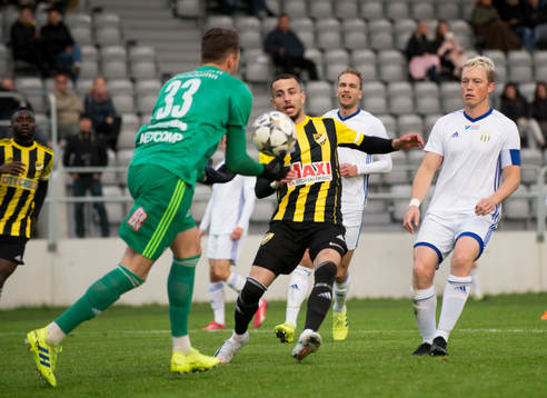 IFK Hässleholms Mohammed Hamdan  i matchen i division 2