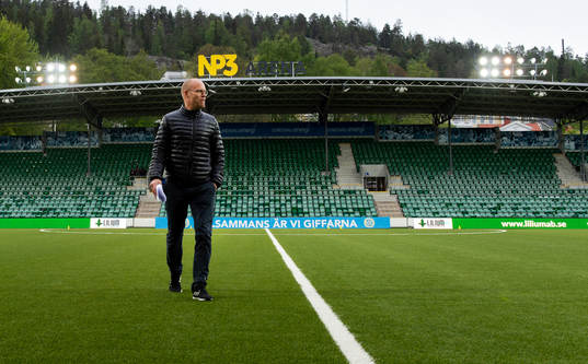 Sundsvalls tränare Joel Cedergren innan fotbollsmatchen i
