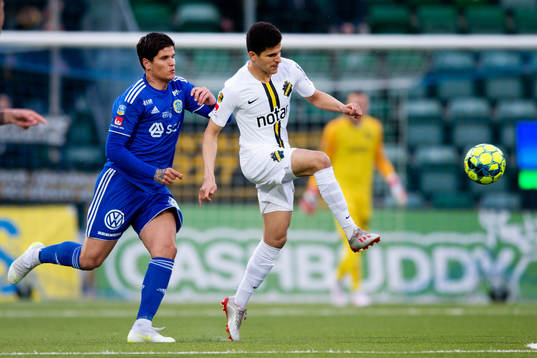 s Tarik Elyounoussi
