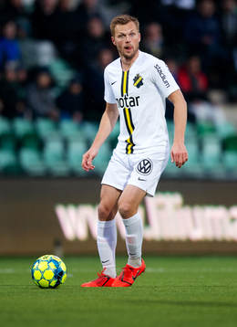 s Sebastian Larsson