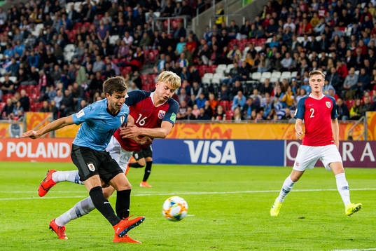 Francisco Ginella of Uruguay beats Tobias Borchgrevink