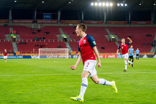 Christian Dahle Borchgrevink of Norway celebrates