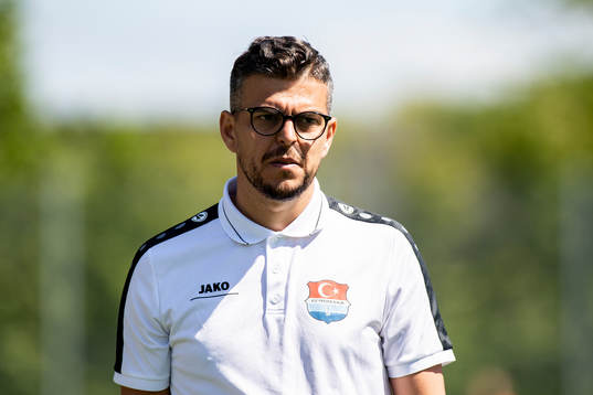 Press Birliks tränare Nesat Spahiu