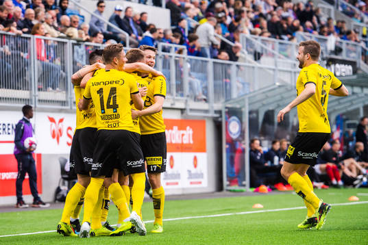 Bläddra bland fler bilder av Football, Eliteserien, Vålerenga - Lillestrøm