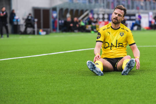 Arnór Smárason of Lillestrøm looks dejected