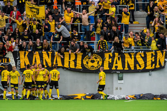 Thomas Lehne Olsen of Lillestrøm celebrates