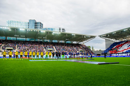 The players of Lillestrøm and of Vålerenga