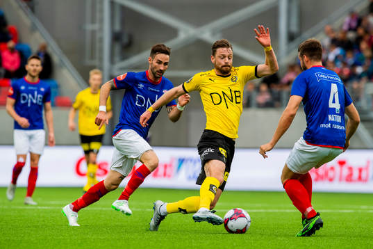 Magnus Lekven of Vålerenga, Arnór Smárason of
