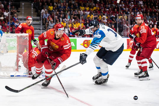 Vladislav Gavrikov and Mikhail Grigorenko of Russia against