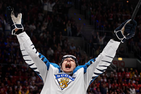 Bläddra bland fler bilder av 2019 IIHF Ice Hockey World Championship, day 16, semi-final, Russia - Finland 