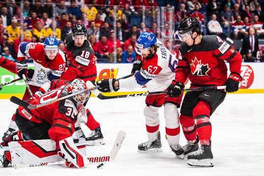 Dante Fabbro, Pierre-Luc Dubois and goaltender Matt Murray
