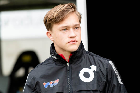 Degerfors Emil Portén före fotbollsmatchen i Superettan