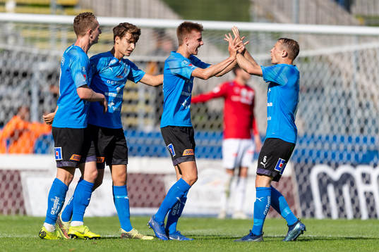 Halmstads spelare jublar