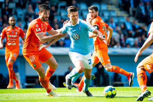 AFC Eskilstunas Jose Leon Bernal och Malmö FFs Marcus