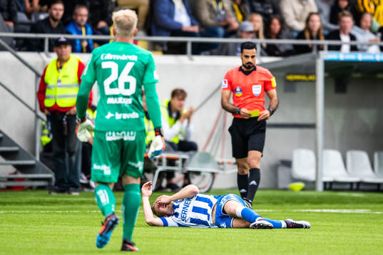 IFK Göteborgs Sebastian Ohlsson har ont