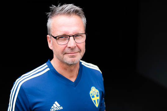 Tomas Håkansson, goalkeeper coach of the Swedish women