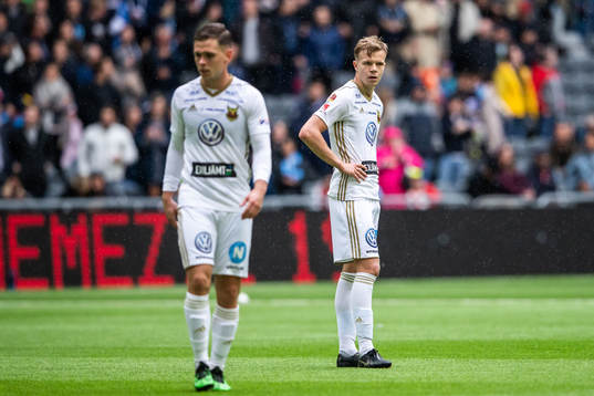 Östersunds Charlie Colkett och Erik Haugen deppar