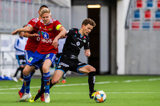 Tom Even Skogsrud of Skeid and Vegard Østraat Erlien of