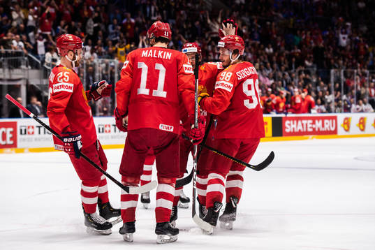 Mikhail Grigorenko, Evgeni Malkin, Yevgeni Dadonov and