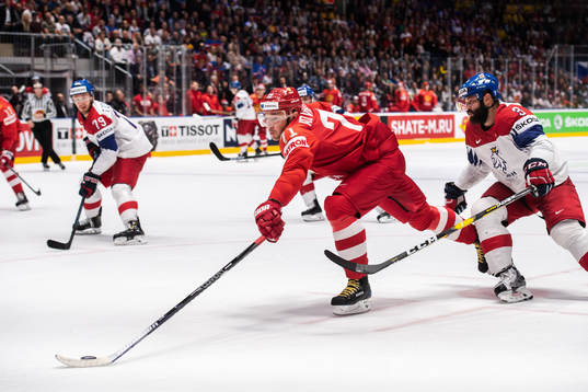 Ilya Kovalchuk of Russia and Radko Gudas of Czech Republic