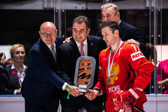 Ilya Kovalchuk of Russia with the trophy
