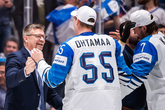 Head coach Jukka Jalonen, Atte Ohtamaa and Oliwer Kaski of