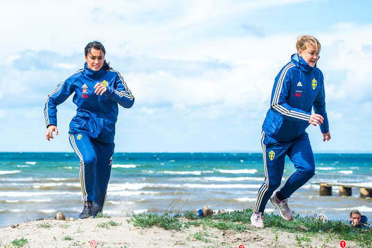 Goalkeeper Zecira Musovic and Mia Carlsson of Swedish women