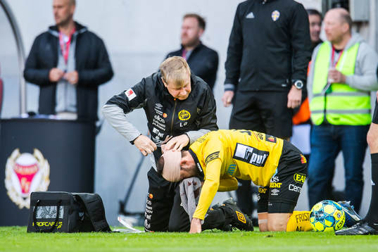 Elfsborgs Robert Gojani får vård