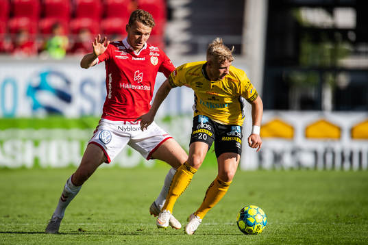 Elfsborgs Simon Strand och Kalmars Piotr Johansson