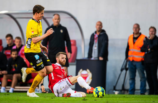 Kalmars Måns Söderqvist och Elfsborgs Simon Olsson