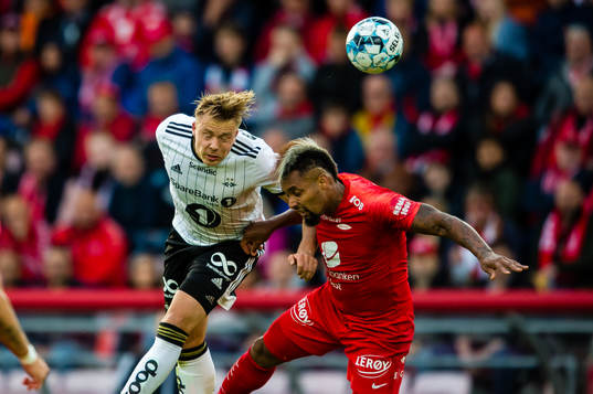Alexander Toft Søderlund of Rosenborg and Bismar Gilberto