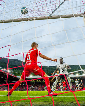 Babajide David Akintola of Rosenborg scores the 0-1 goal
