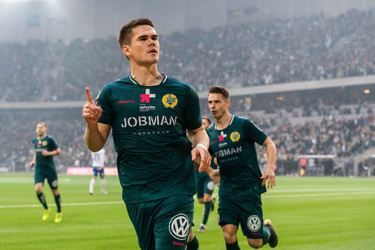 Hammarbys Vidar Örn Kjartansson jublar