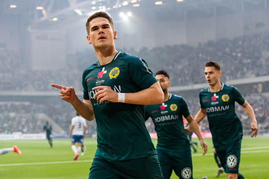 Hammarbys Vidar Örn Kjartansson jublar
