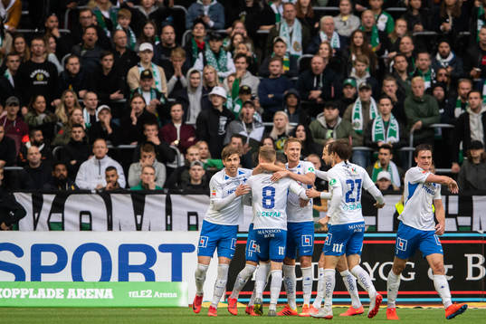 IFK Norrköpings Jordan Larsson jublar med Christoffer