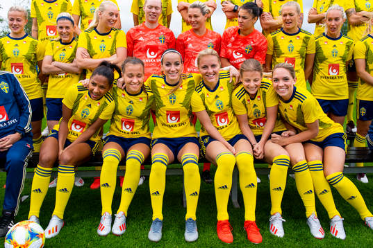Madelen Janogy, Julia Zigiotti Olme, Kosovare Asllani,