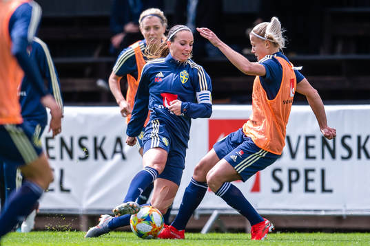 Kosovare Asllani and Hanna Glas of Swedish women national