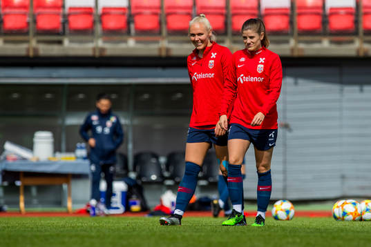 Maria Thorisdottir and Maren Nævdal Mjelde of Norway