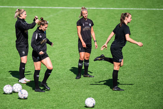 Karin Lundin, Natalia Kuikka och Emma Koivisto