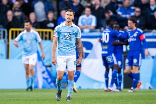 Malmö FFs Arnór Traustason deppar