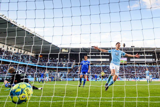 Malmö FFs Marcus Antonsson jublar