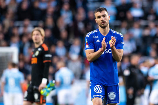 Sundsvalls målvakt William Eskelinen och Carlos Moros
