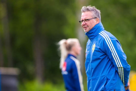 Tomas Håkansson, Goalkeeper coach of Swedish women