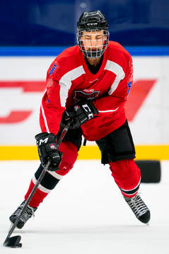 under en ishockeyträning med Malmö Redhawks J18/20